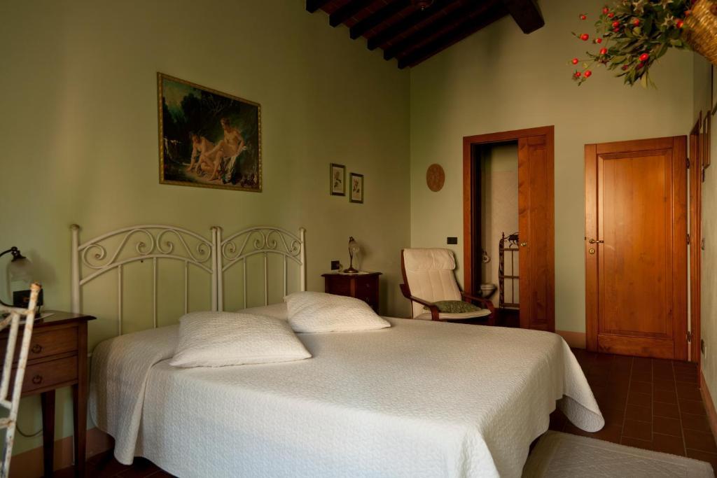 Agriturismo Fattoria Rozzalupi チェッレート・グイーディ 部屋 写真