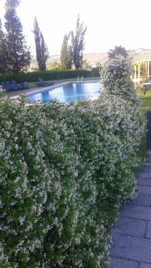 Agriturismo Fattoria Rozzalupi チェッレート・グイーディ エクステリア 写真