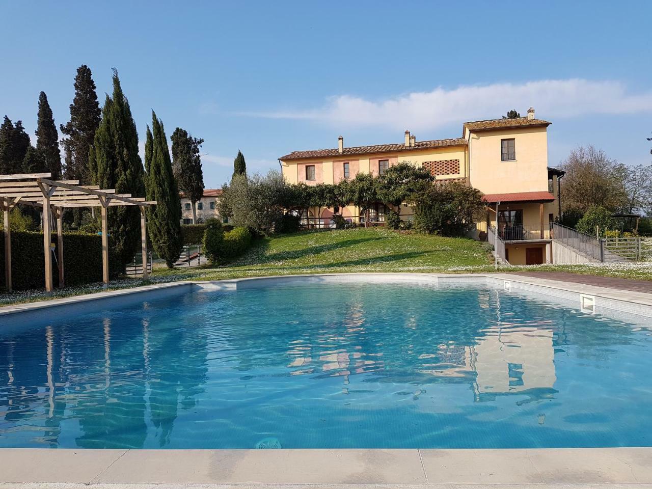 Agriturismo Fattoria Rozzalupi チェッレート・グイーディ エクステリア 写真